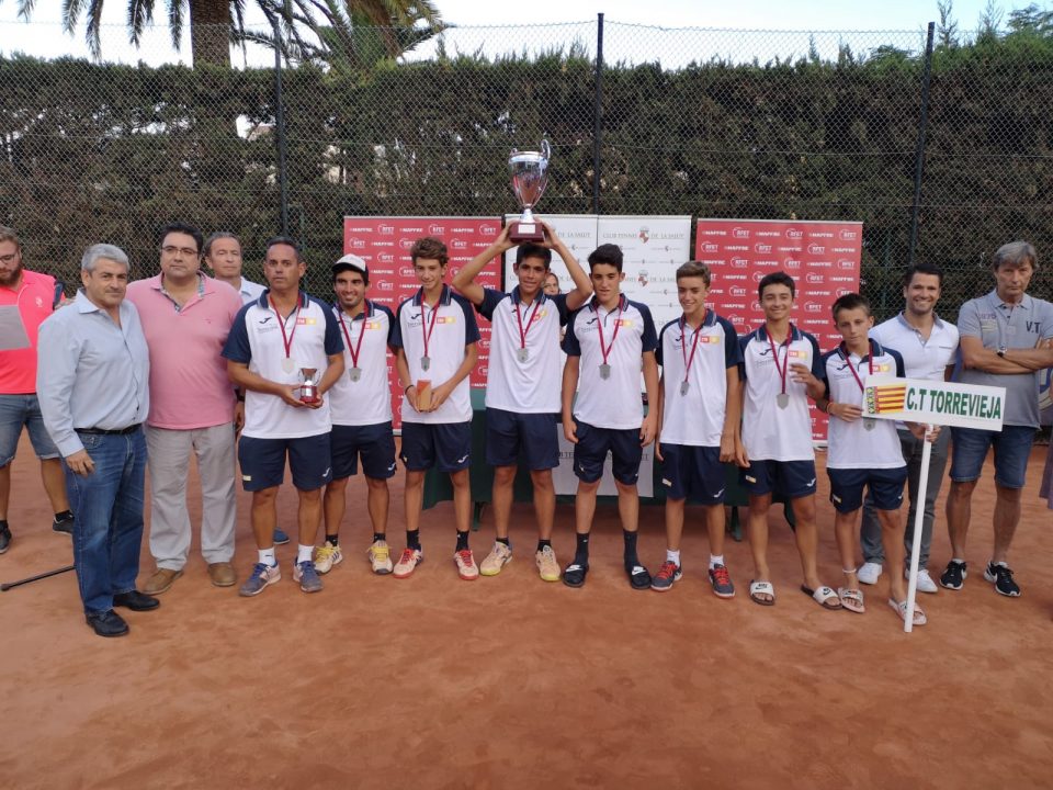 El C.T. Torrevieja obtiene la plata en el Campeonato Infantil de España 6