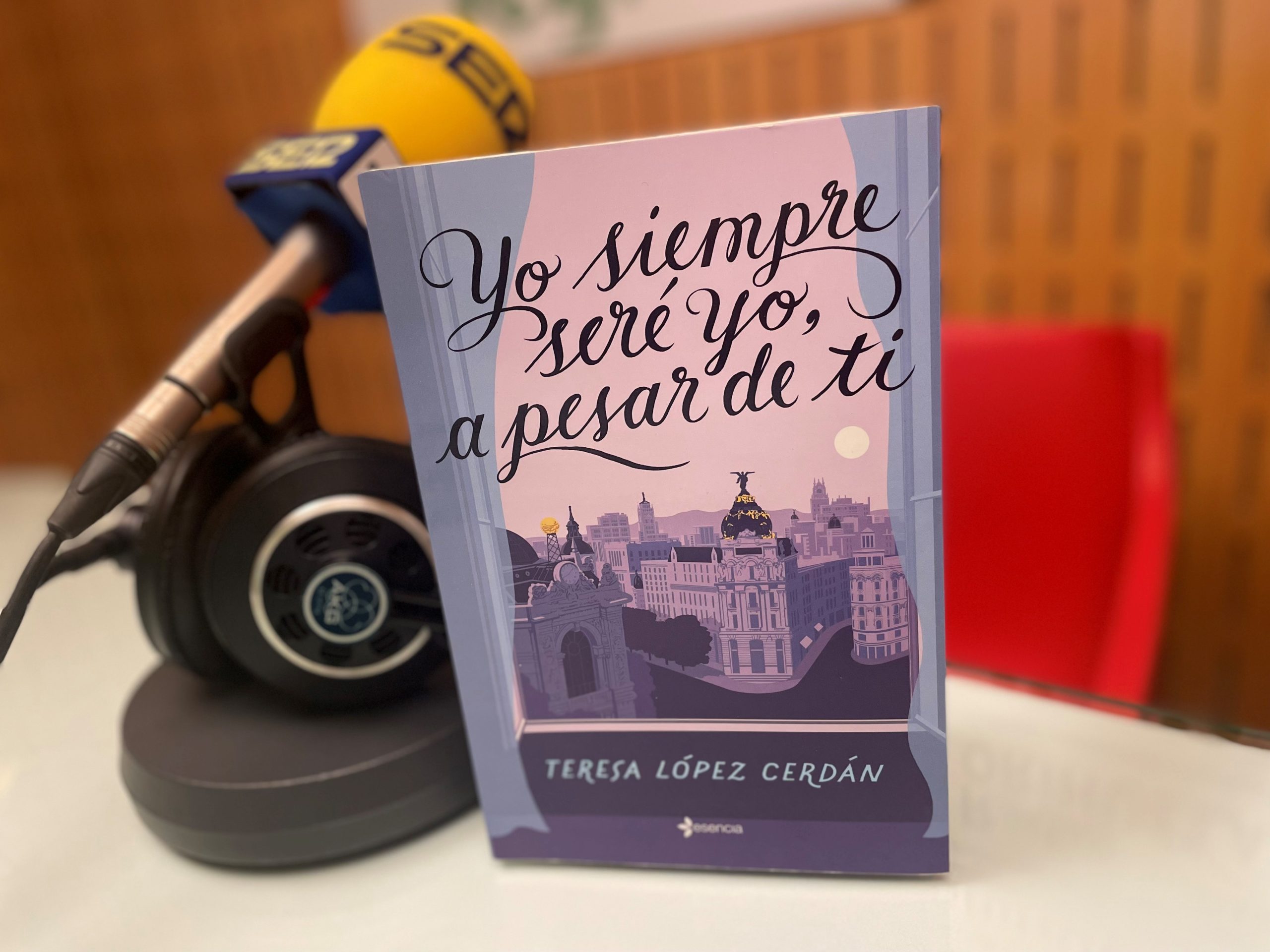 Yo siempre seré yo a pesar de ti, la novela romántica de la albaterense  María Teresa López Cerdán - Albatera Actualidad