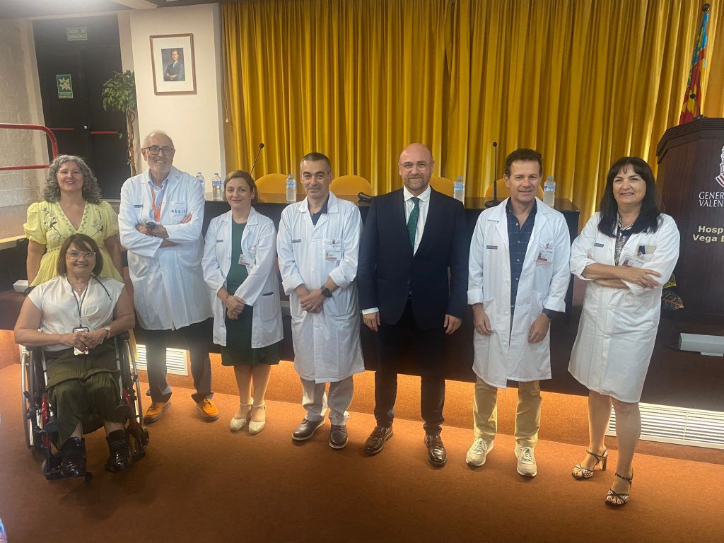 El secretario autonómico de Sanidad presenta al nuevo equipo directivo del departamento de salud de Orihuela