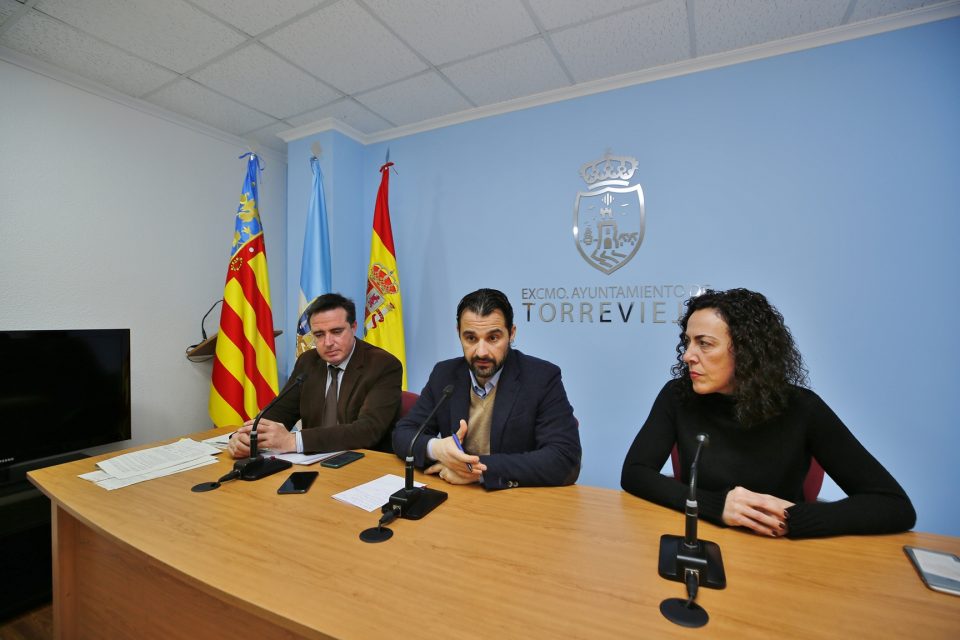 Dolón anuncia las ayudas que va a solicitar a Turismo para Torrevieja 6