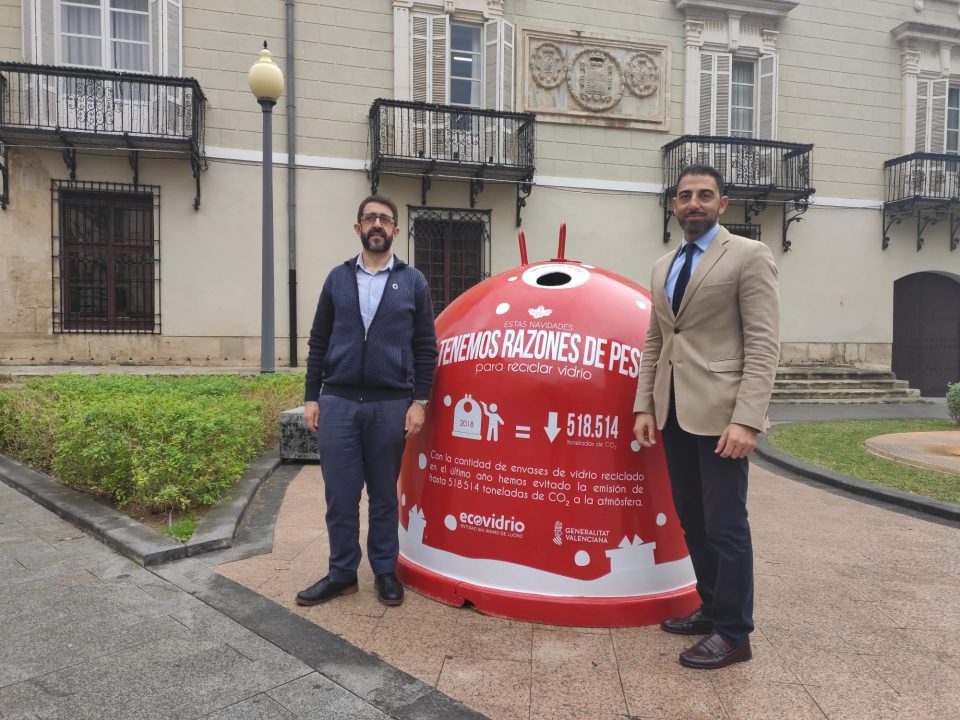 Orihuela y Guardamar se suman la campaña navideña de reciclaje de vidrio 6