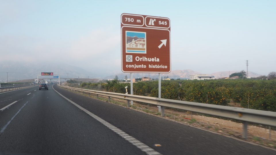 La clásica estampa de Orihuela ya puede verse desde la autovía 6