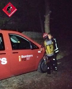Los bomberos rescatan a un grupo de escaladores en la Vía Ferrata de Callosa de Segura 7